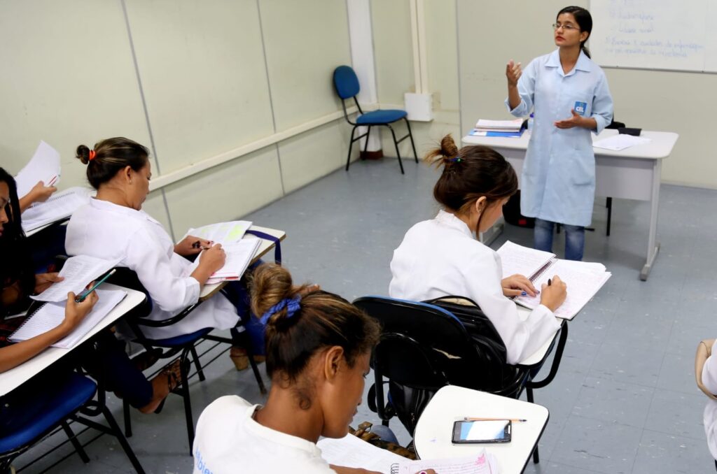 Centro de Ensino Literatus tem realizado uma série de ações para reforçar a importância de cuidar da saúde mental. Foto: Divulgação.