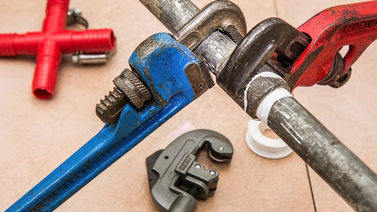 Kit básico de ferramentas para pequenos reparos domésticos