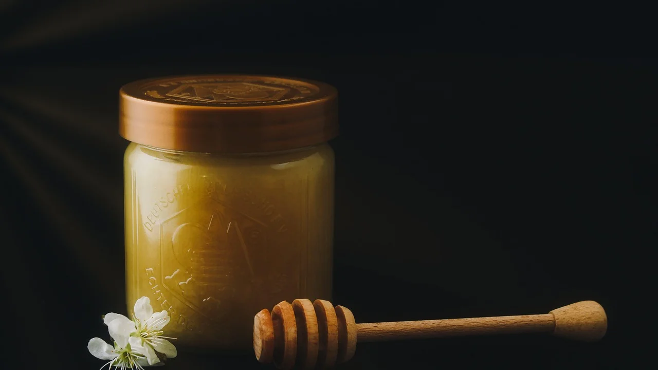 Pote de vidro usado para guardar grãos e cereais secos.