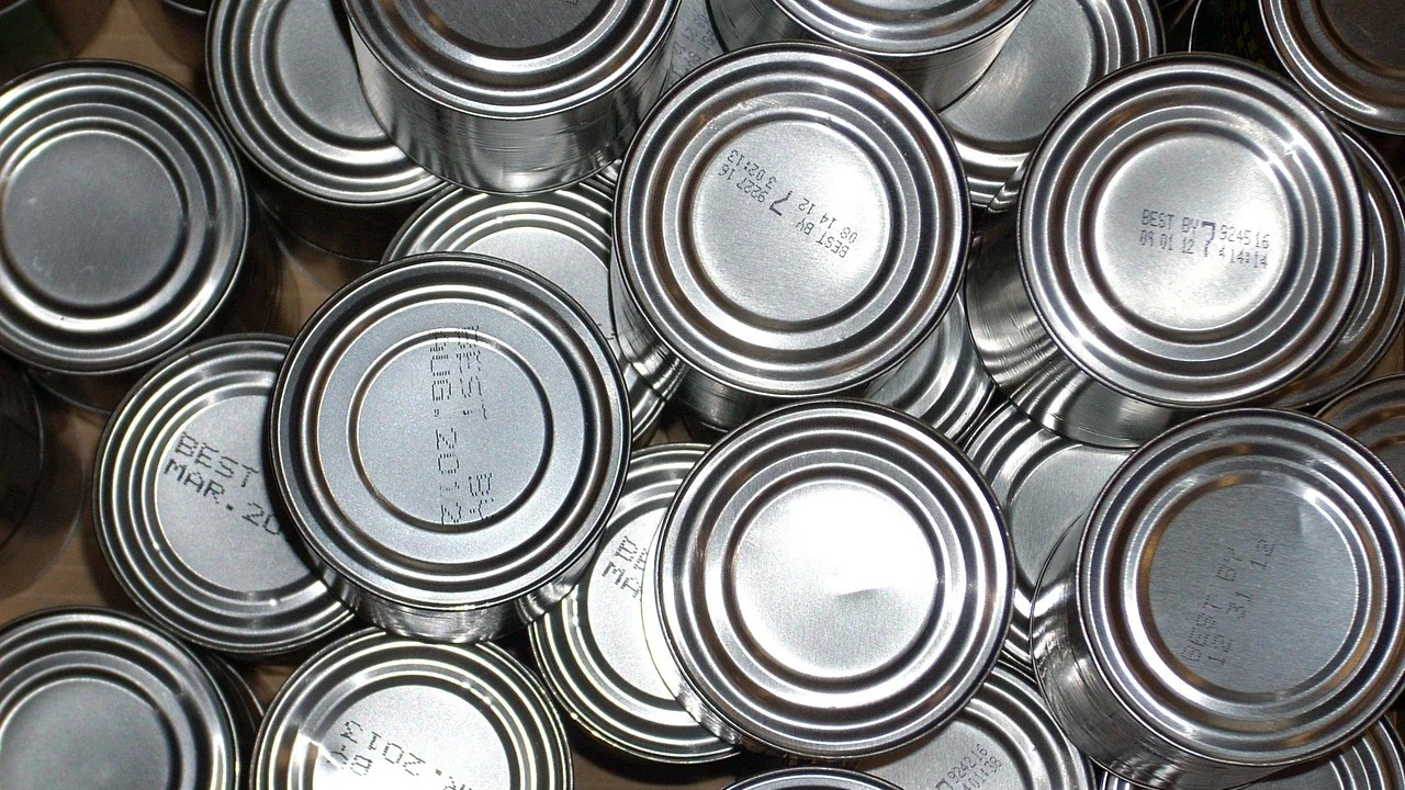 Potes identificados facilitam a visualização dos alimentos