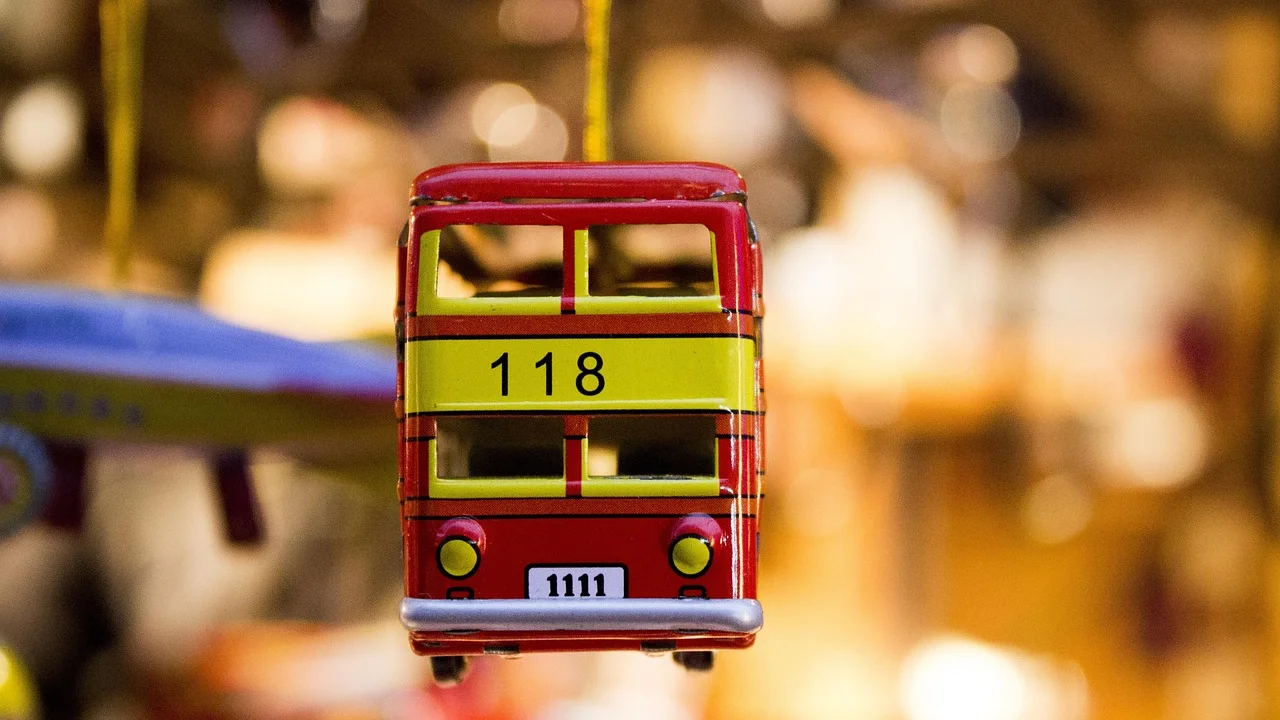 Ônibus rodoviário pronto para uma viagem de longa distância