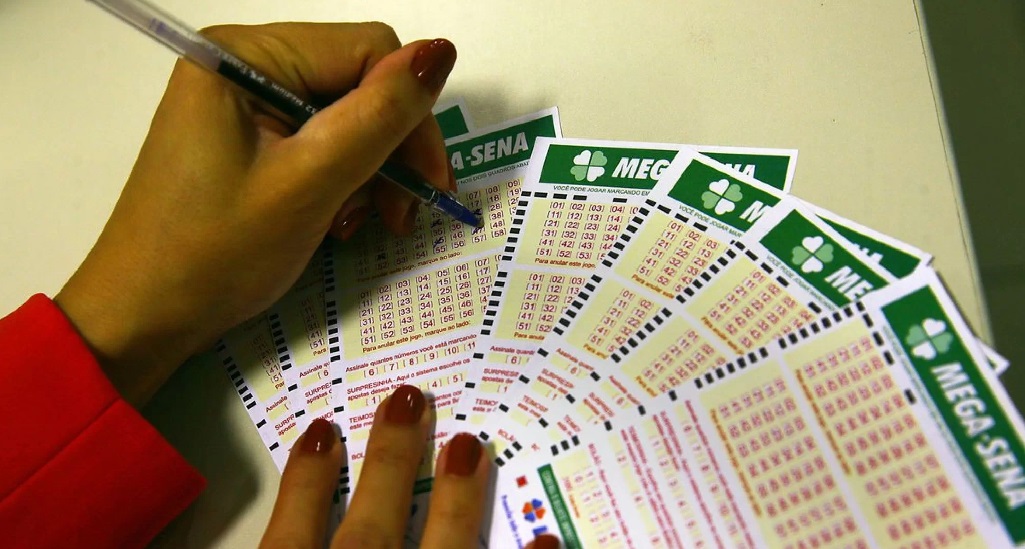 Como usar apostas múltiplas em loterias